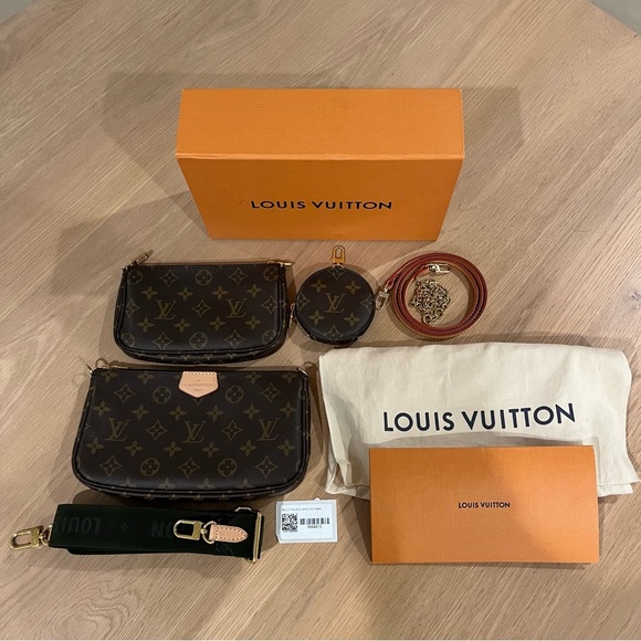 Louis Vuitton Multi Pochette Crossbody Bag - Picture 2 of 9